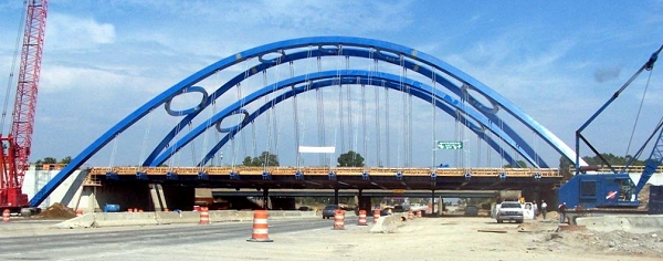 Gateway Arch Bridges, Detroit