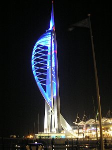 http://www.lusas.com/case/civil/images/spinnaker_tower_night_20nov05_300.jpg