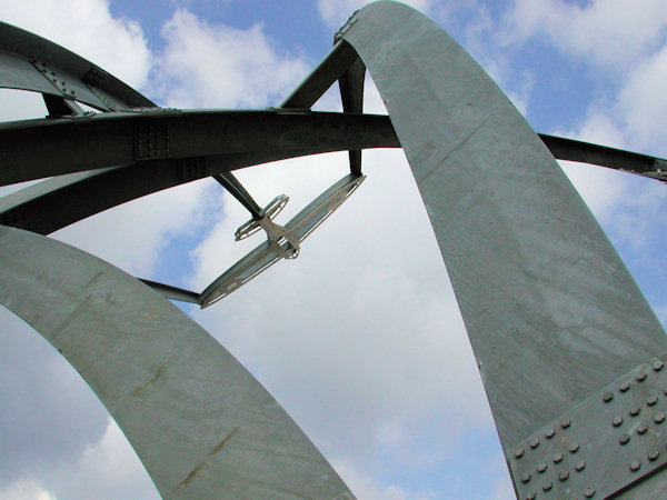 'The Sentinel' spitfire sculpture
