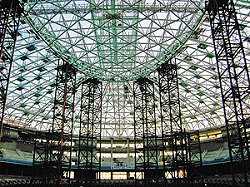Gwangmyeong velodrome roof fully assembled prior to jack down