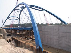Gateway Arch Bridges under construction