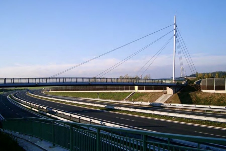 IASO  LAS ROZAS FOOTBRIDGE