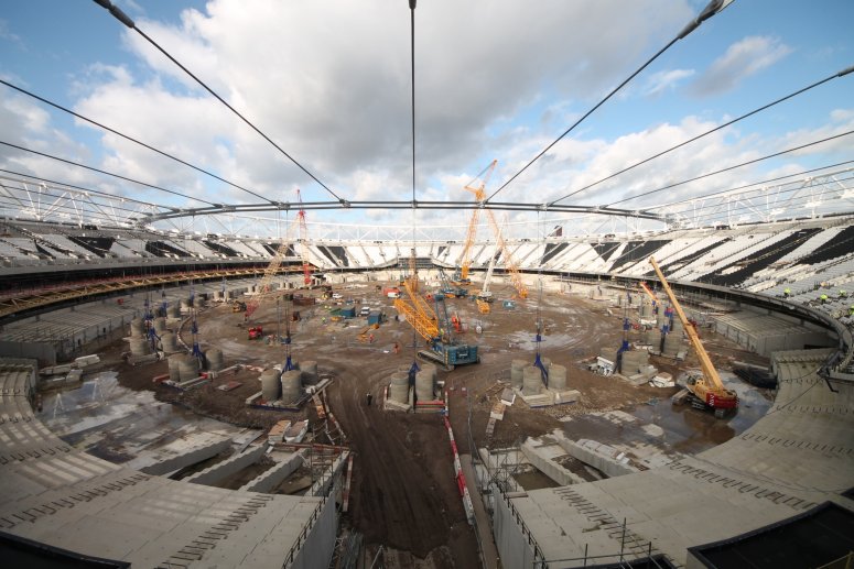Cable-net installation and tie-down complete for London Stadium Roof