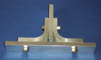 Aluminium bolted T-joint